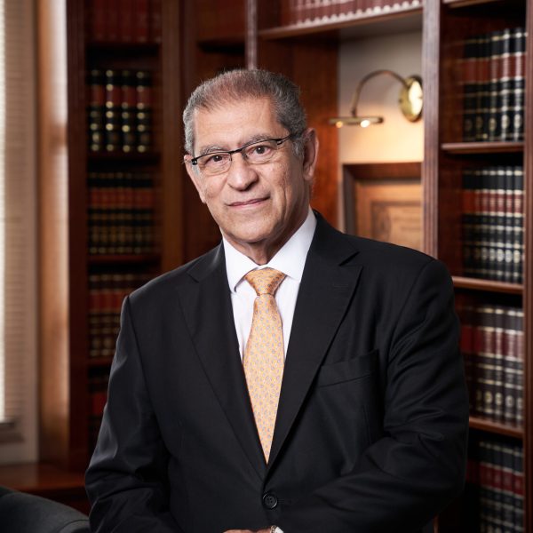 Roberto Mello Roberto Mello